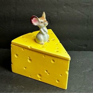 Vintage MCM Mouse On Cheese Ceramic Cheese & Cracker Serving Dish Top Lid Cover